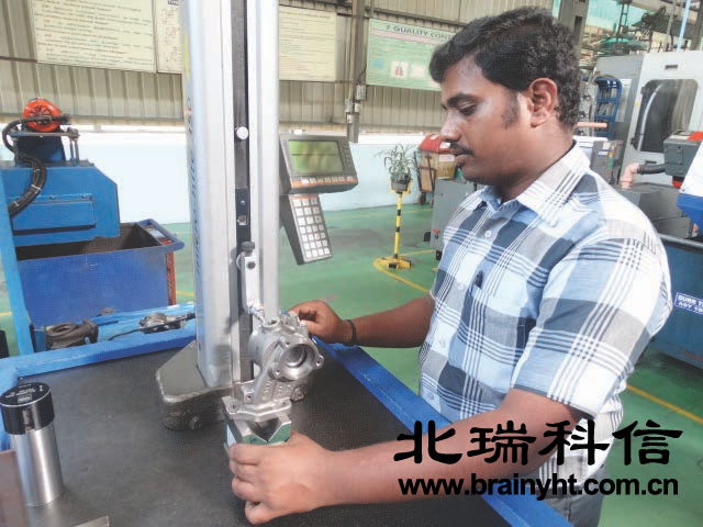 TESA測高儀測量機械殼體測量孔 TESA測高儀測量機械殼體測量孔